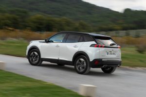 peugeot-2008-rear-768x461